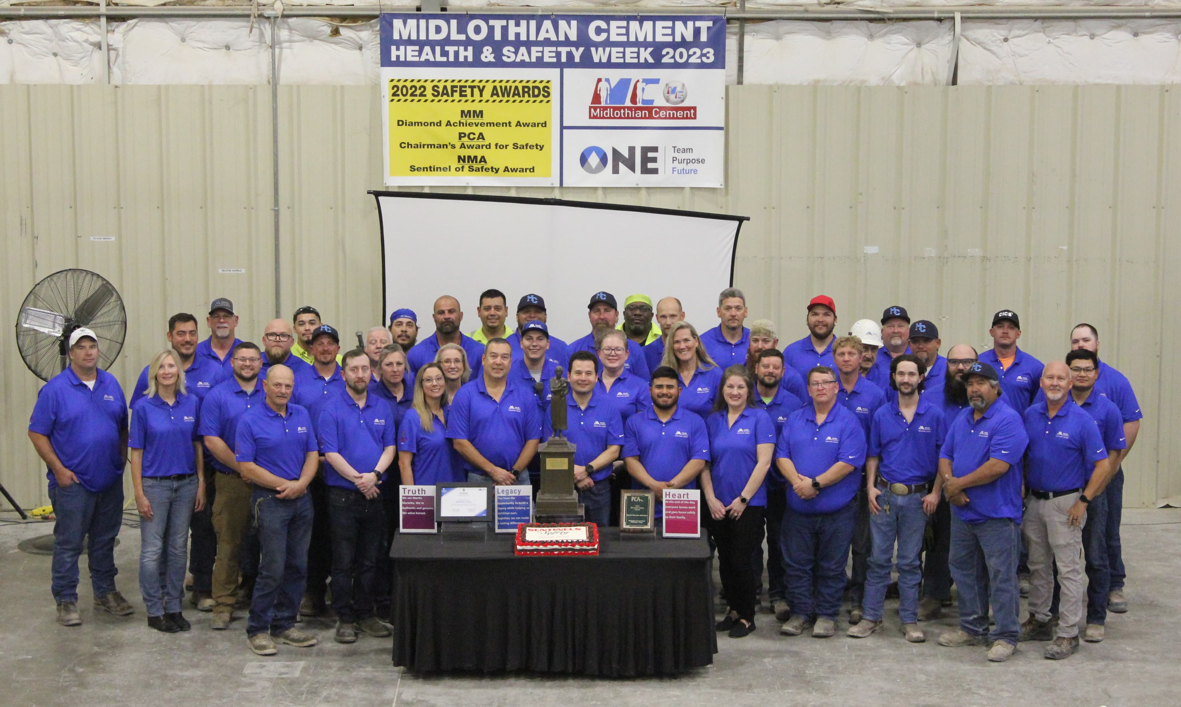 The crew at Midlothian Cement celebrates its Sentinels of Safety Award.