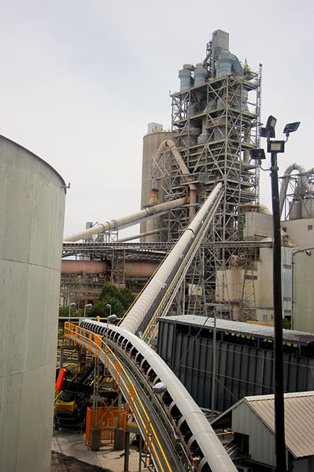 A conveyor moves shredded tire chips to the Midlothian Cement Plant.